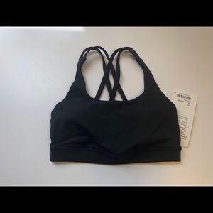 Black NWT lululemon “energy bra” size 4